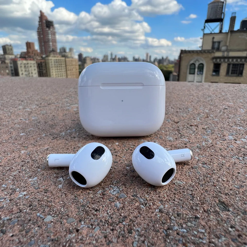 Apple AirPods (3rd generation) With MagSafe Charging Case